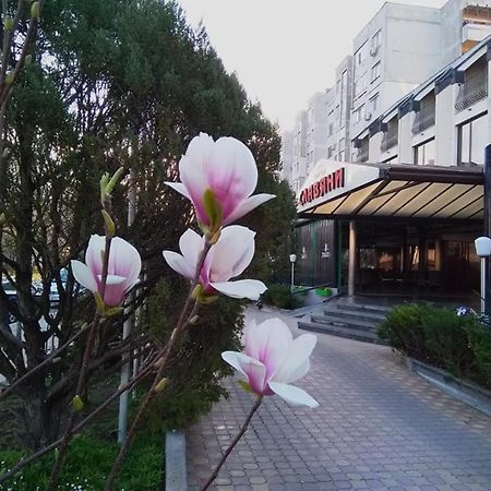Hotel Slaviani ดิมิโตรฟกราด ภายนอก รูปภาพ