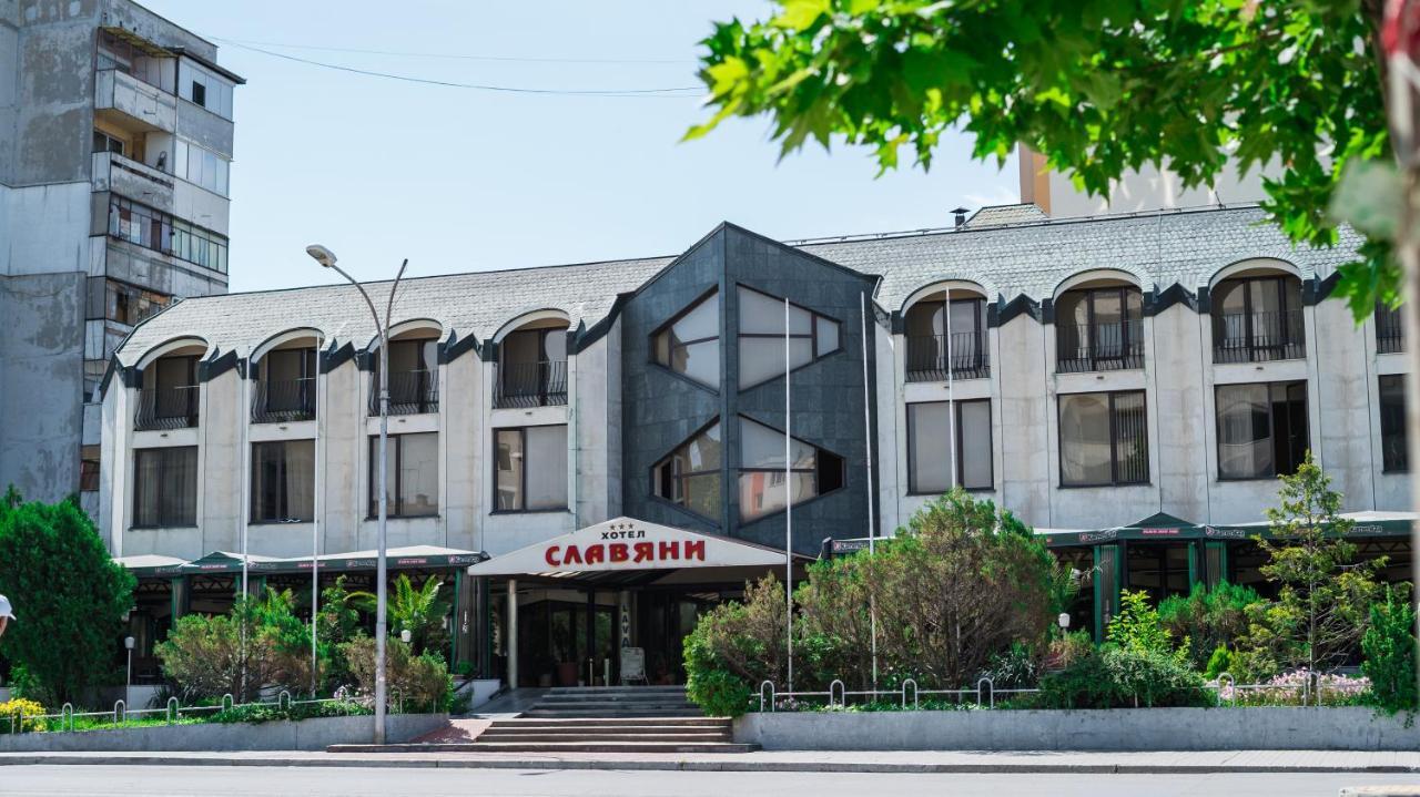 Hotel Slaviani ดิมิโตรฟกราด ภายนอก รูปภาพ